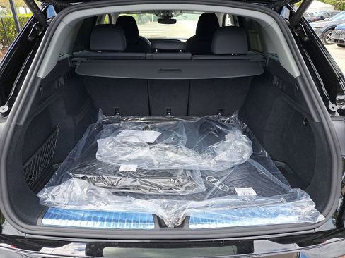 New 2025 Audi Q5 Premium Plus image 31