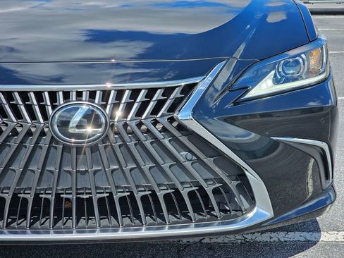 Used 2023 Lexus ES 350 w/ Premium Package image 9