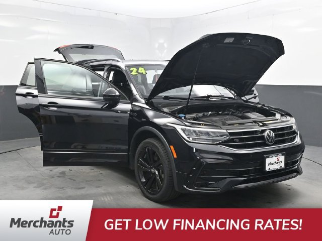 Used 2024 Volkswagen Tiguan SE R-Line AWD/4WD image 41