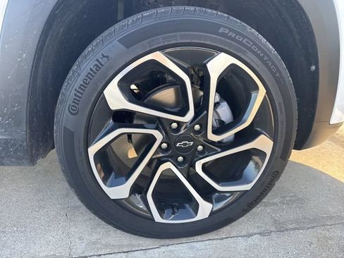 New 2026 Chevrolet Trax RS w/ Driver Confidence Package FWD image 11