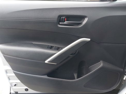 Used 2023 Toyota Corolla Cross LE image 26