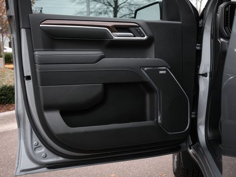 Used 2026 Chevrolet Silverado 1500 LT Trail Boss w/ LT Trail Boss Premium Package image 15