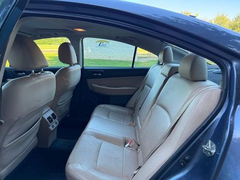 Used 2015 Subaru Legacy 2.5i Limited AWD/4WD image 8