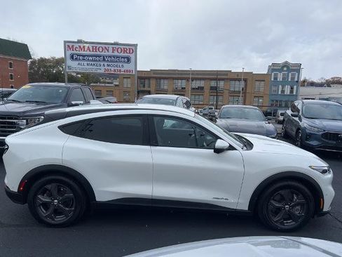 Certified 2021 Ford Mustang Mach-E Select w/ Comfort/Technology Package image 2