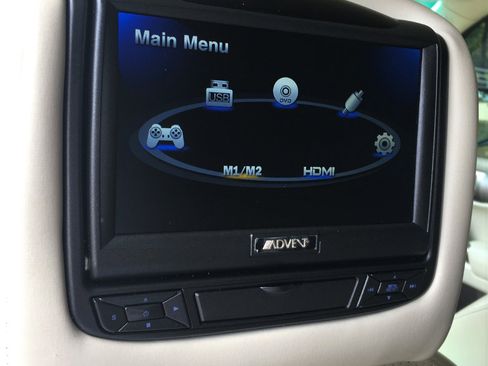 Used 2011 Lexus GX 460 image 22