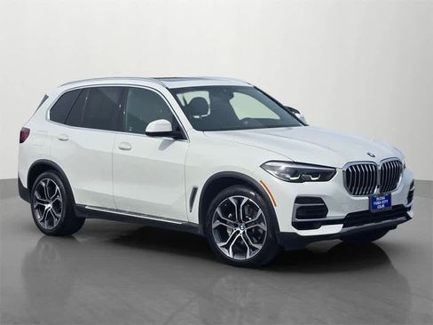 Used 2022 BMW X5 sDrive40i w/ Premium Package image 8