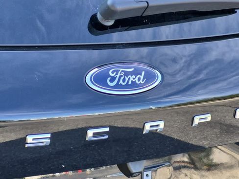 Used 2025 Ford Escape ST-Line Select AWD/4WD image 21
