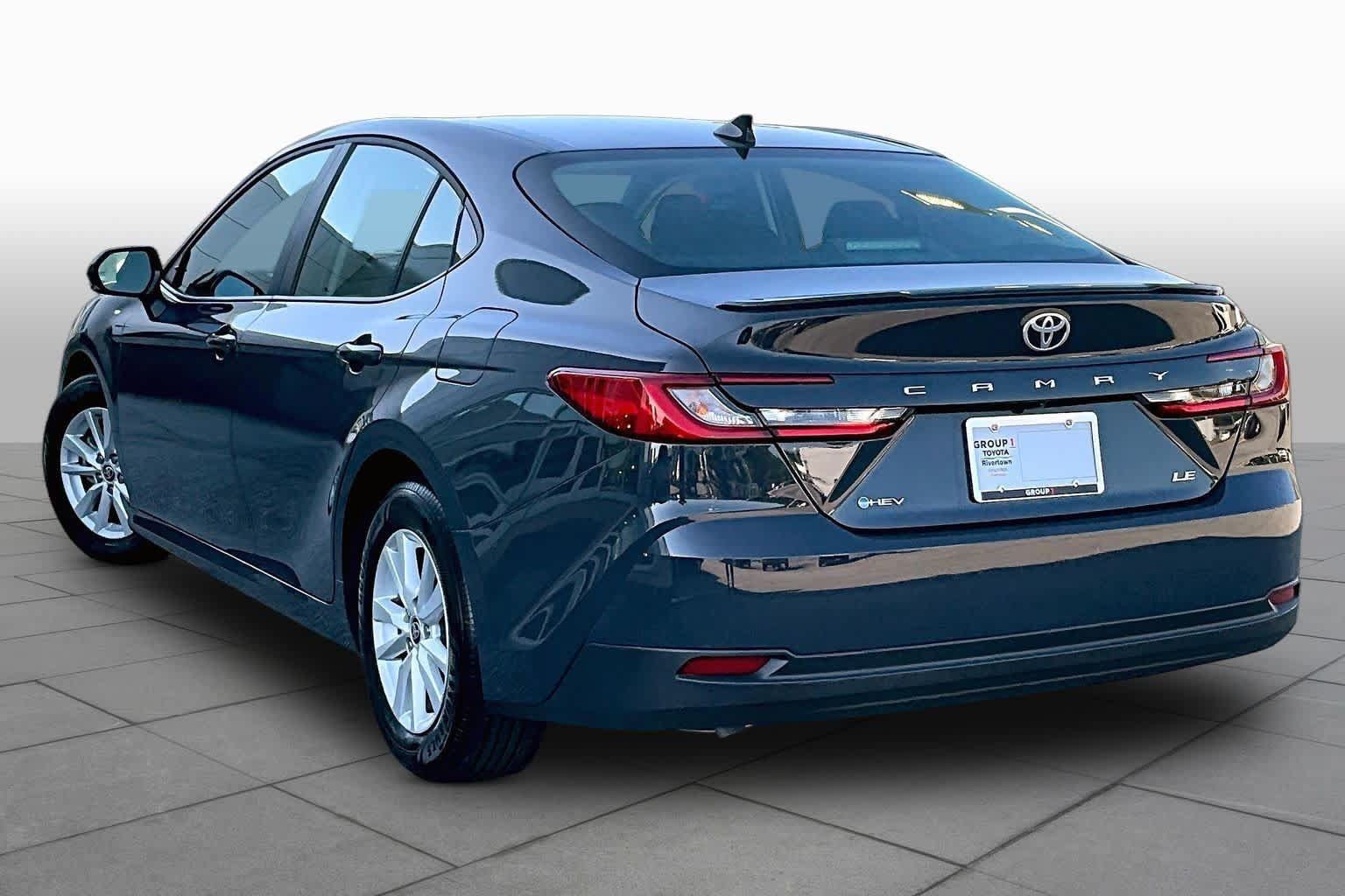 Used 2026 Toyota Camry LE w/ Convenience Package FWD image 11