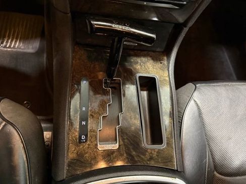 Used 2012 Chrysler 300 C image 18