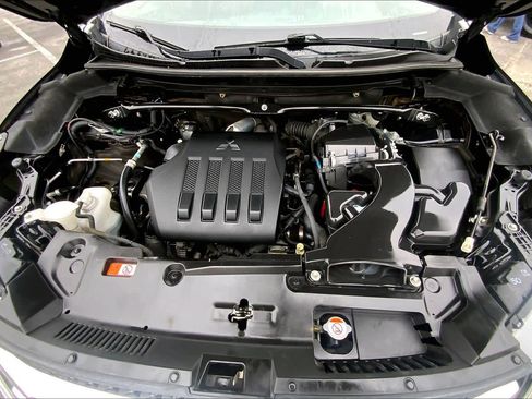 Used 2020 Mitsubishi Eclipse Cross SE image 26