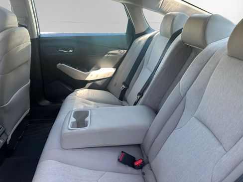 Used 2025 Honda Accord SE image 12