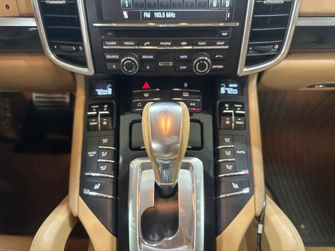 Used 2012 Porsche Cayenne S AWD/4WD image 13