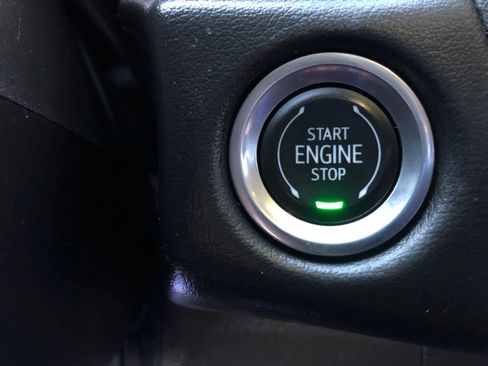 Used 2021 Chevrolet Tahoe High Country w/ Premium Package image 20