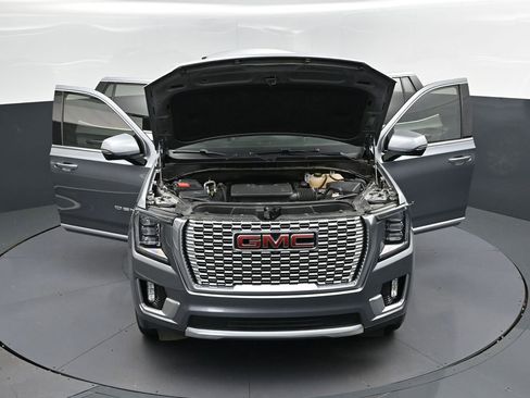 Used 2022 GMC Yukon Denali w/ Denali Premium Package image 54