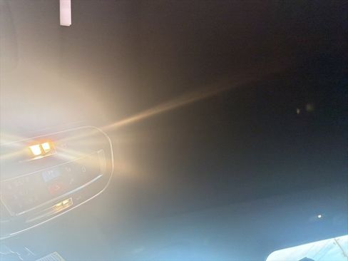 Used 2025 Jeep Grand Cherokee Limited w/ Black Appearance Package image 10