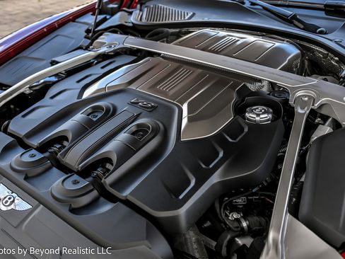 Used 2020 Bentley Continental GT image 19