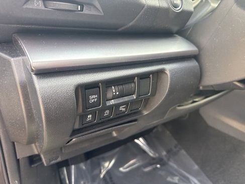 Used 2022 Subaru Crosstrek 2.5i Limited w/ Moonroof Package 1 image 13