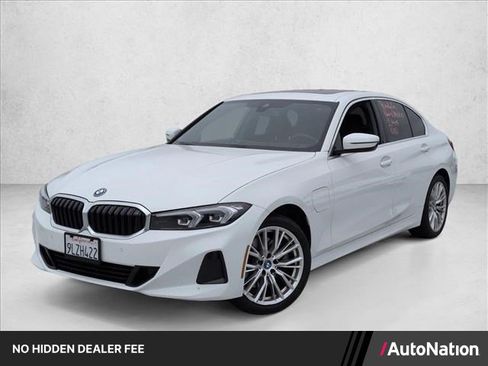 Used 2024 BMW 330e w/ Premium Package RWD image 1