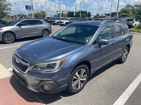 Used 2018 Subaru Outback 2.5i Limited w/ Popular Package #2 AWD/4WD image 1