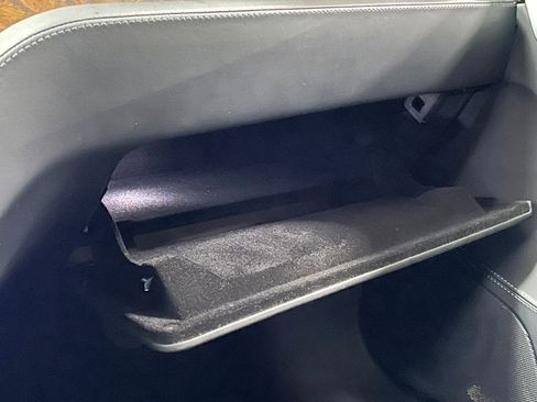 Used 2020 Tesla Model S Long Range Plus image 41