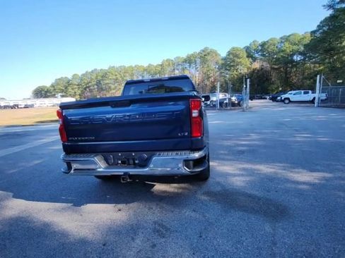 Certified 2019 Chevrolet Silverado 1500 LTZ w/ LTZ Plus Package image 4