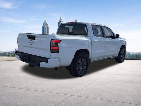 Certified 2025 Nissan Frontier SV w/ SV Convenience Package RWD image 5