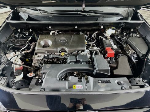 Used 2024 Toyota RAV4 LE image 32