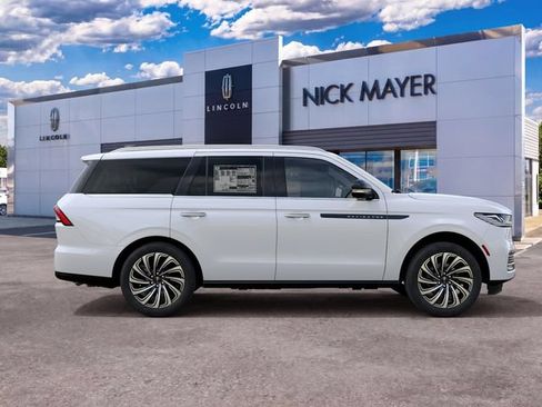 New 2027 Lincoln Navigator Black Label AWD/4WD image 5