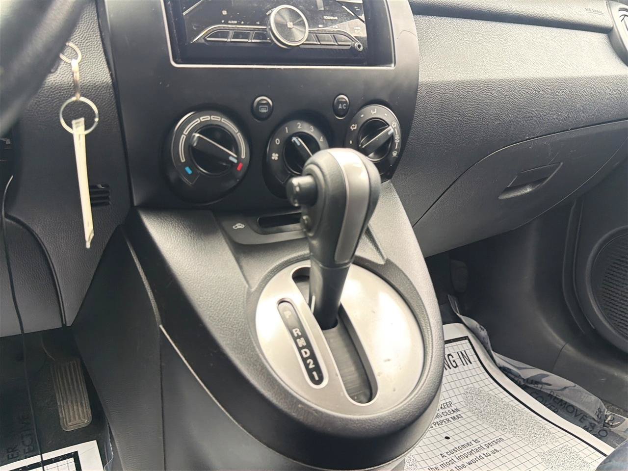 Used 2014 MAZDA MAZDA2 Sport FWD image 18