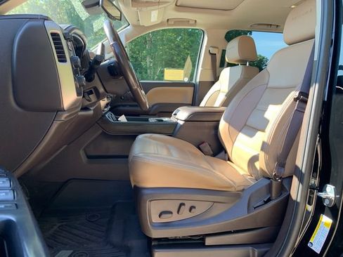 Used 2018 GMC Sierra 1500 Denali w/ Denali Ultimate Package AWD/4WD image 32
