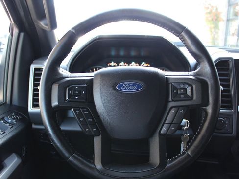 Used 2019 Ford F150 XLT w/ Equipment Group 302A Luxury AWD/4WD image 16