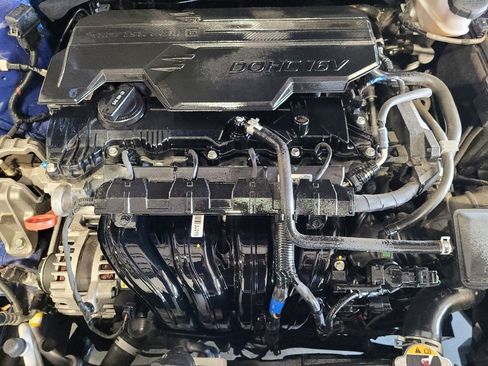 Used 2024 Hyundai Elantra SEL image 30