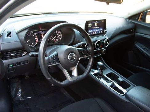Used 2022 Nissan Sentra SV image 20