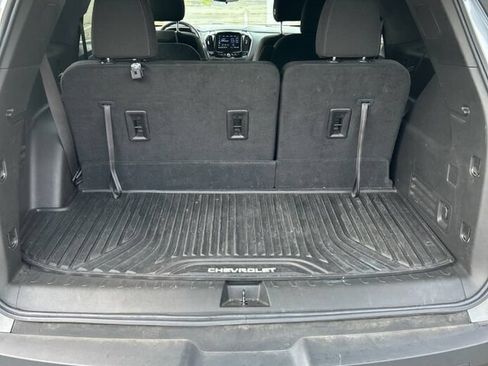 Used 2023 Chevrolet Traverse LT AWD/4WD image 11