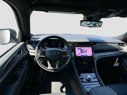 New 2025 Jeep Grand Cherokee L Overland w/ Advanced Protech Group III image 26