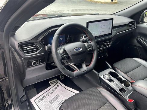 Used 2023 Ford Escape ST-Line w/ Tech Pack #1 AWD/4WD image 10
