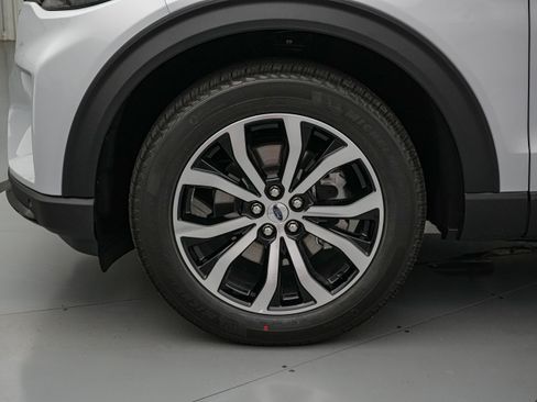 New 2026 Ford Explorer ST-Line AWD/4WD image 10