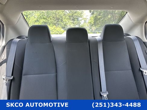 Used 2025 Nissan Sentra S image 27