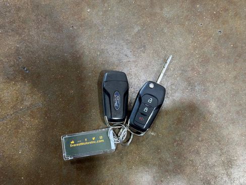 Used 2022 Ford F350 XL w/ Power Equipment Group AWD/4WD image 10