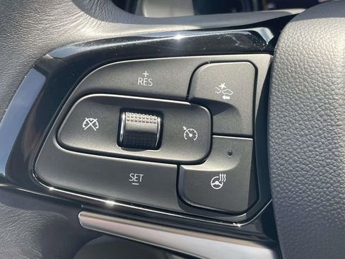 Used 2023 Buick Enclave Essence w/ Experience Buick Package AWD/4WD image 26