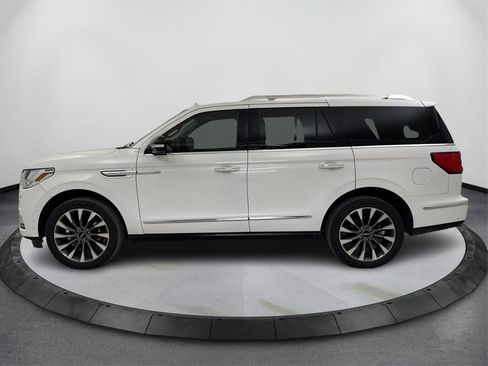 Used 2021 Lincoln Navigator Reserve w/ Luxury Package image 8