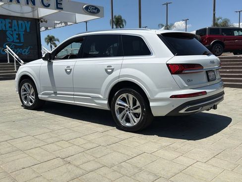 Used 2021 Audi Q7 2.0T Premium w/ Convenience Package AWD/4WD image 12