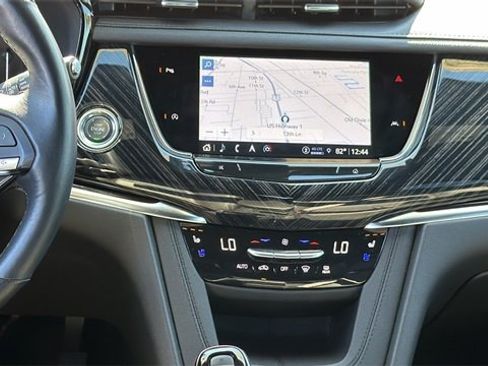 Certified 2025 Cadillac XT6 Premium Luxury image 17