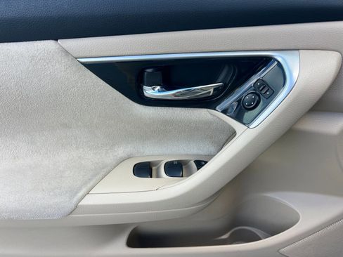 Used 2013 Nissan Altima 2.5 S image 10