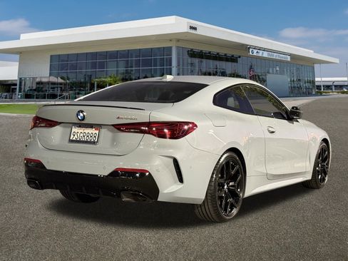 Used 2025 BMW M440i Coupe w/ Premium Package image 10