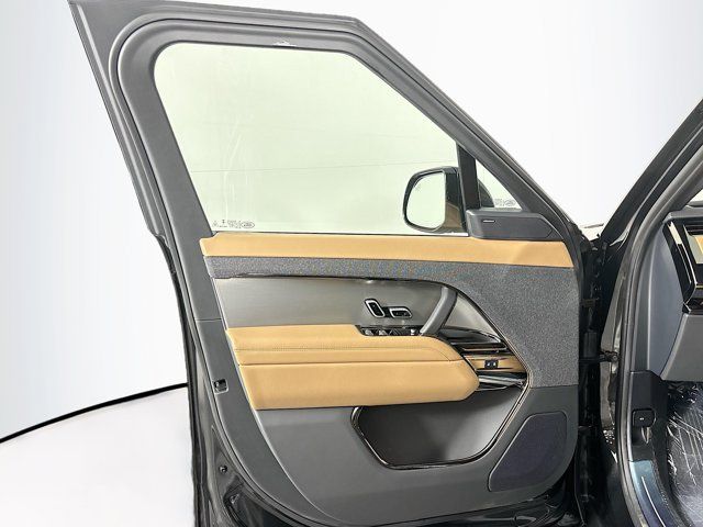 New 2026 Land Rover Range Rover Sport SE AWD/4WD image 11