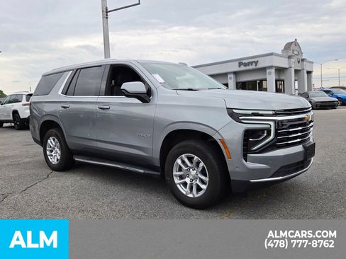 Used 2025 Chevrolet Tahoe LT AWD/4WD image 21
