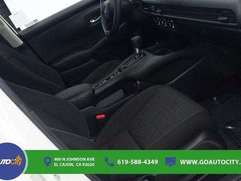 Used 2024 Honda HR-V LX image 8