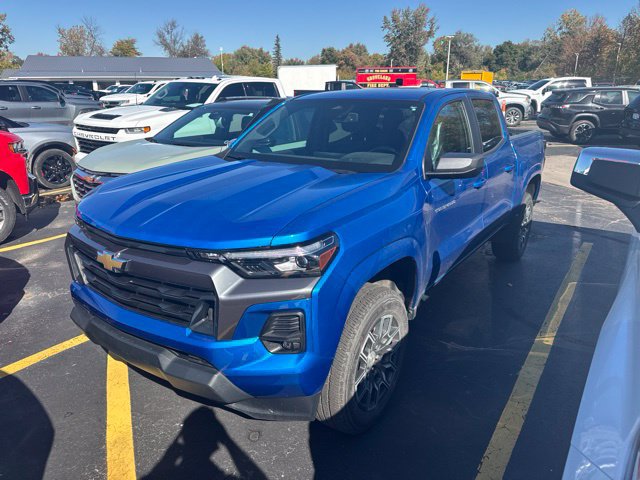 Used 2023 Chevrolet Colorado LT w/ LT Convenience Package III RWD image 2