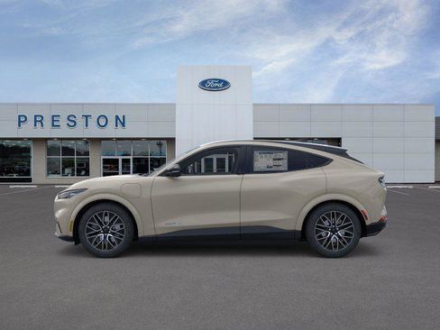 New 2025 Ford Mustang Mach-E Premium image 3